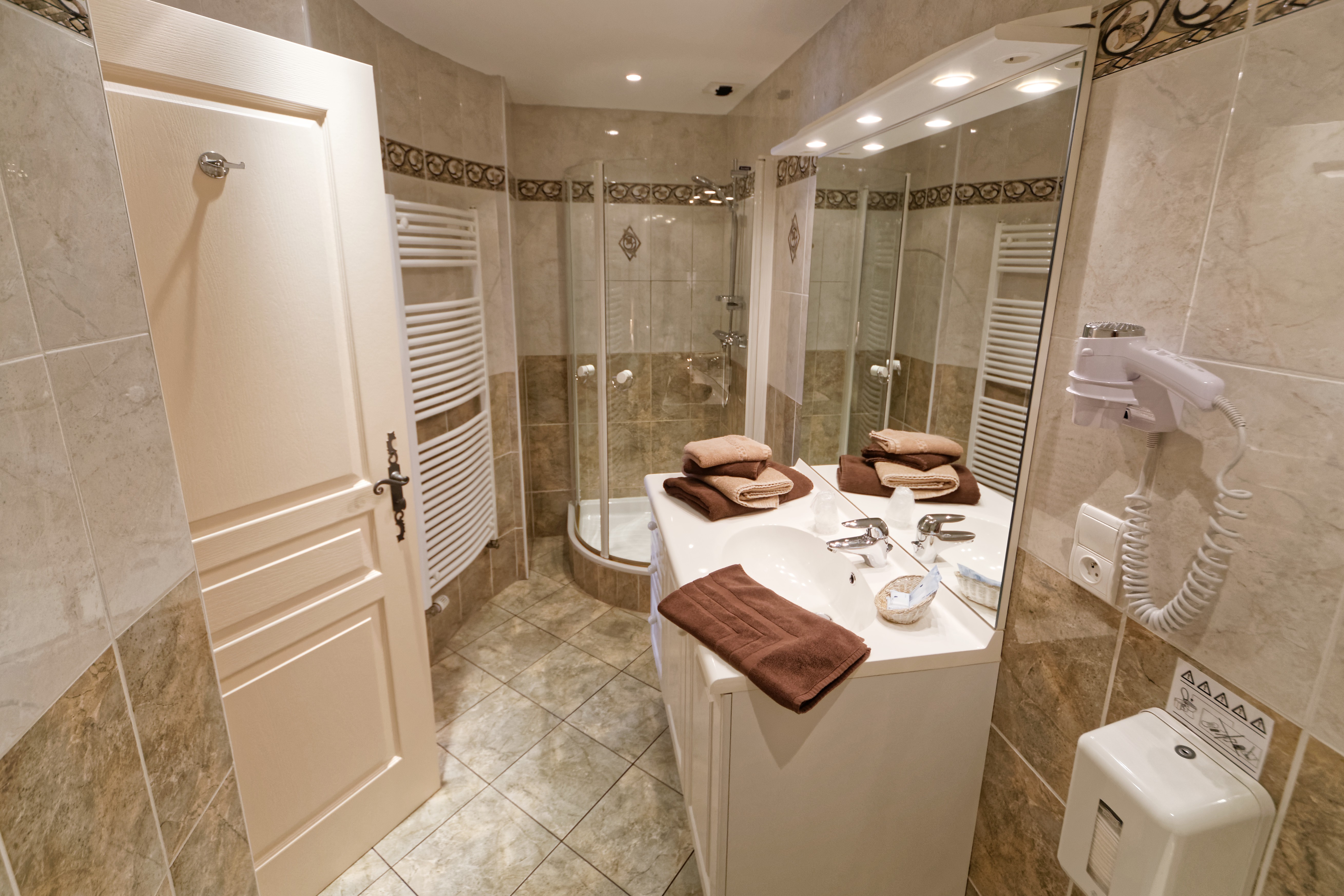 Salle de bain chambre Absinthe