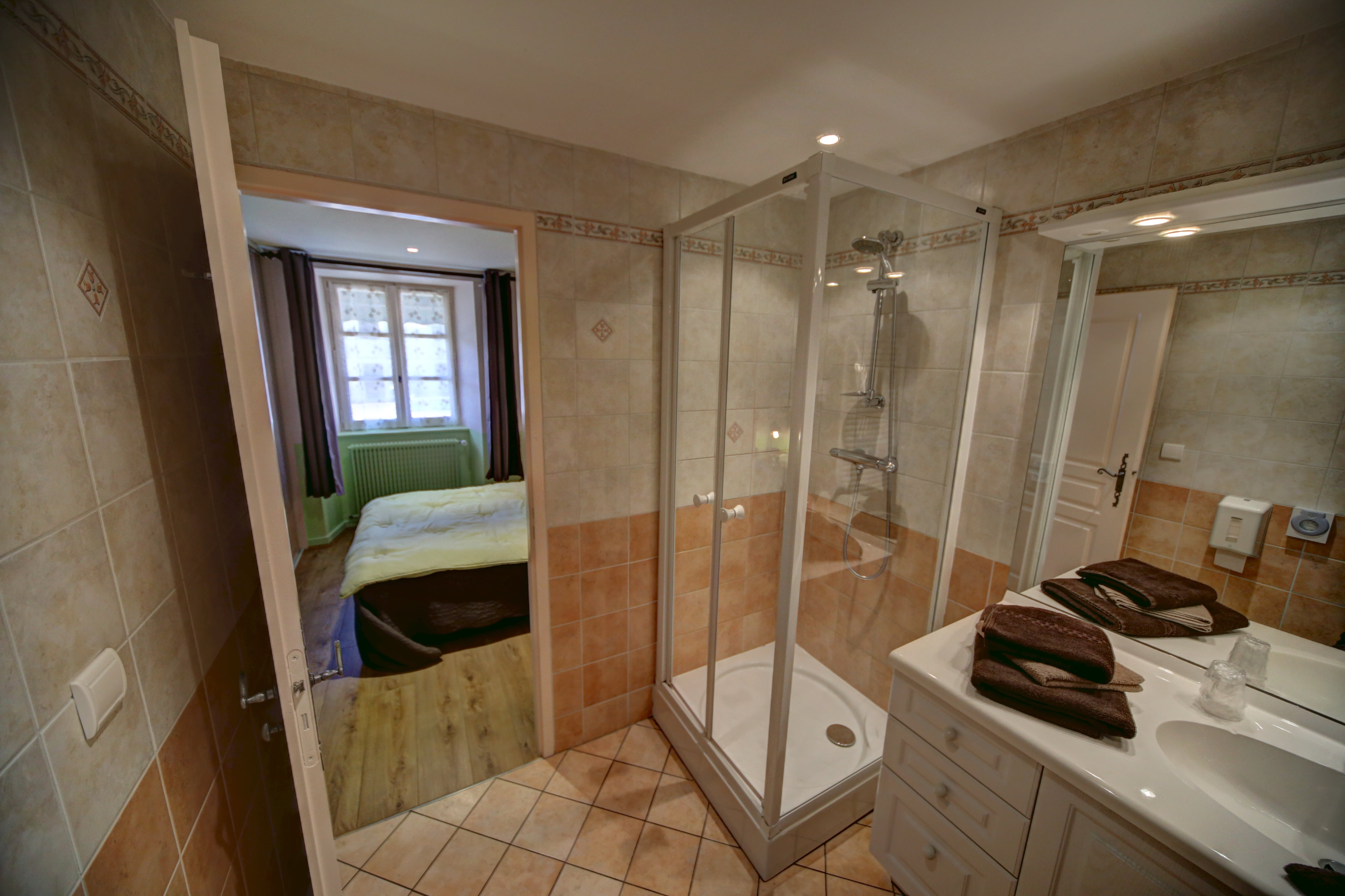 Salle de bain chambre Bouton dOr
